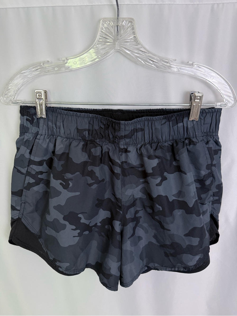Athletic Works Camo Lined Shorts Size Medium